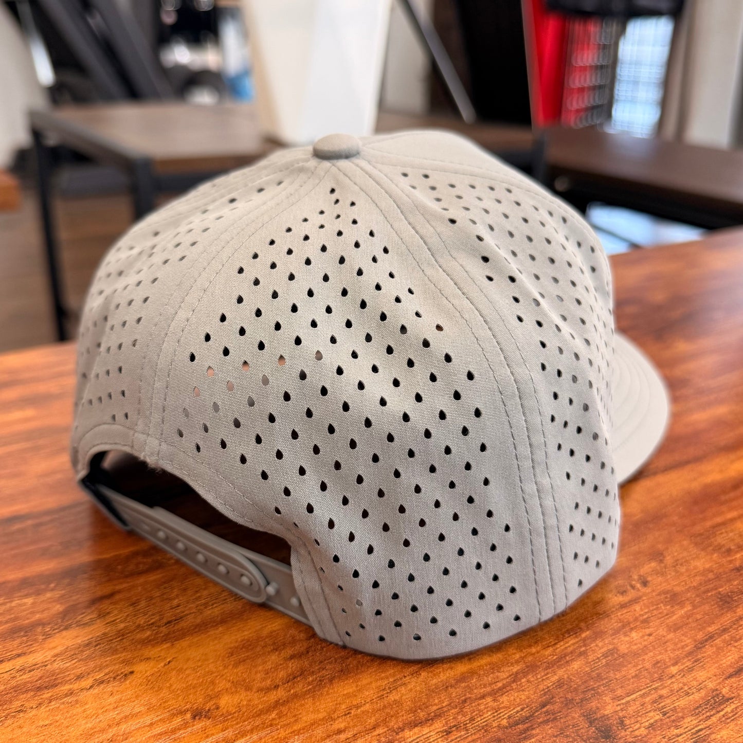 NB EVO2 Water-Resistant Snapback+ (Grey)